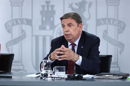 12/09/2023. Rueda de prensa tras el Consejo de Ministros: Isabel Rodríguez, Teresa Ribera y Luis Planas. El ministro de Agricultura, Pesca y...