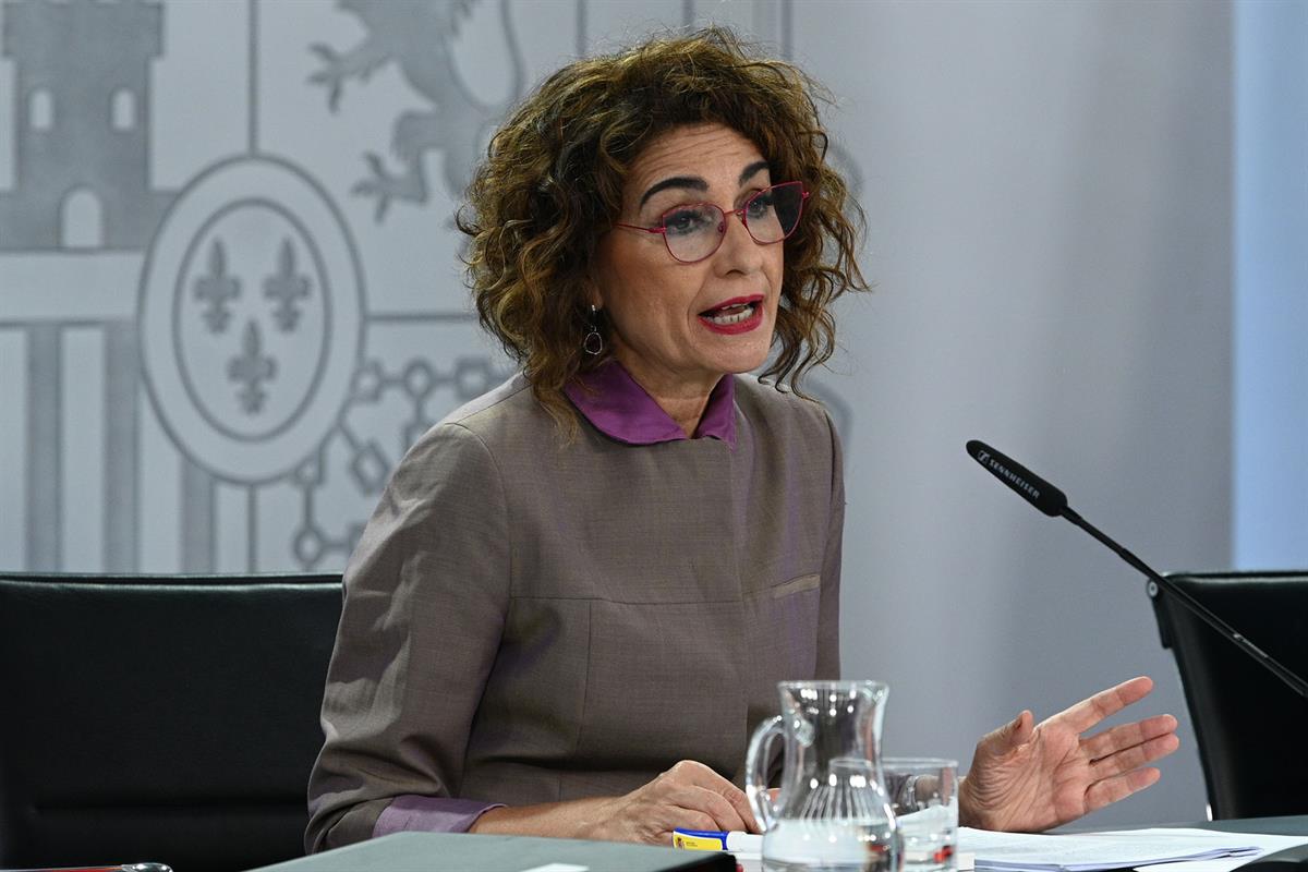 La vicepresidenta cuarta y ministra de Hacienda y Función Pública, María Jesús Montero