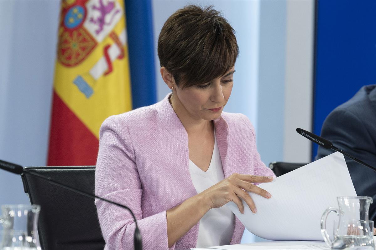 Isabel Rodríguez durante la rueda de prensa posterior al Consejo de Ministros