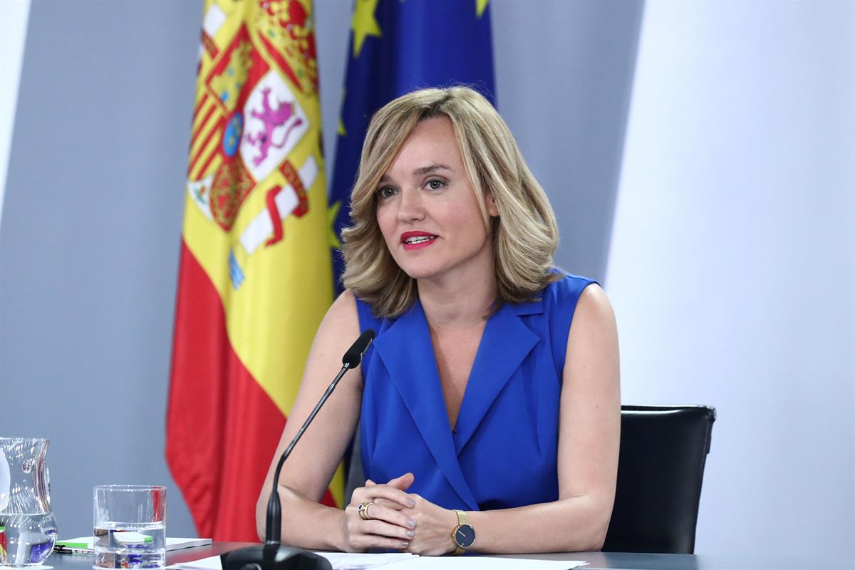 Pilar Alegría durante su intervención en la rueda de prensa posterior al Consejo de Ministros