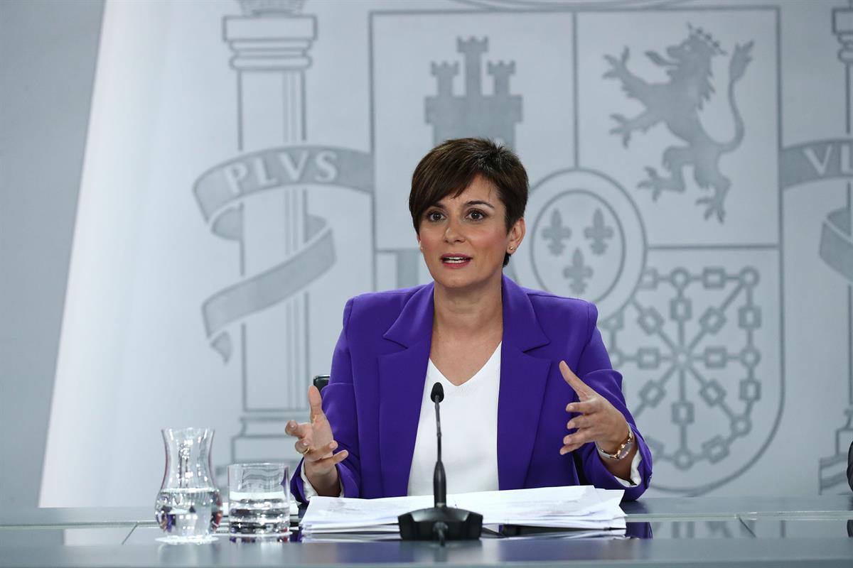 La ministra de Política Territorial y portavoz del Gobierno, Isabel Rodríguez., en la rueda de prensa
