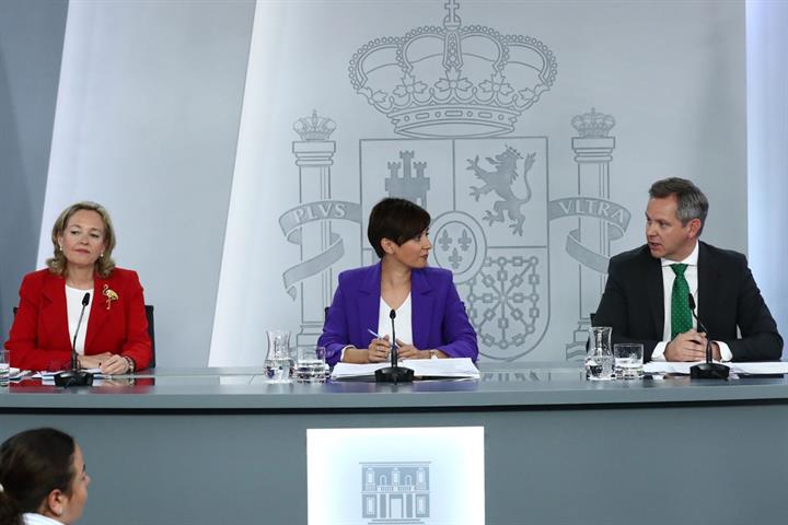 23/05/2023. Rueda de prensa tras el Consejo de ministros: Isabel Rodríguez, Nadia Calviño y José Miñones. La ministra portavoz, la vicepresi...