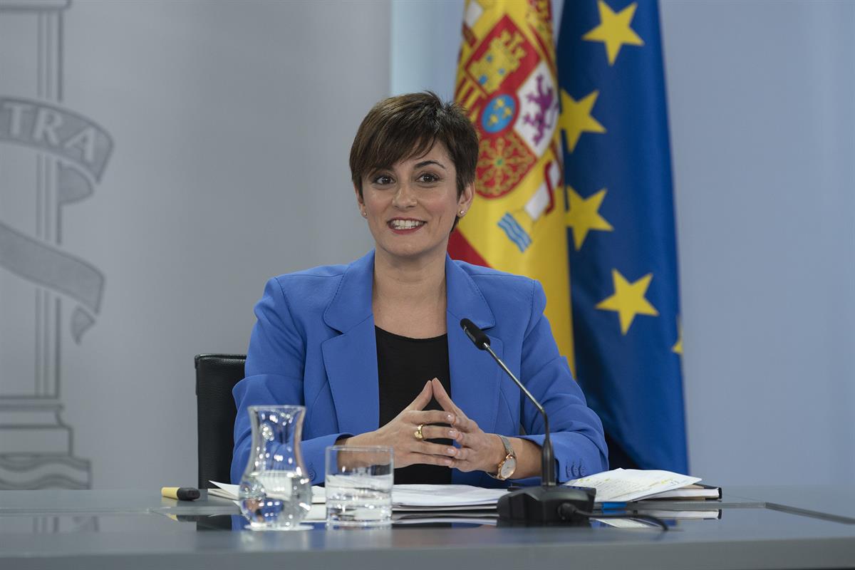 24/01/2023. Rueda de prensa tras el Consejo de Ministros: Isabel Rodríguez y Teresa Ribera. La ministra de Política Territorial y portavoz, ...