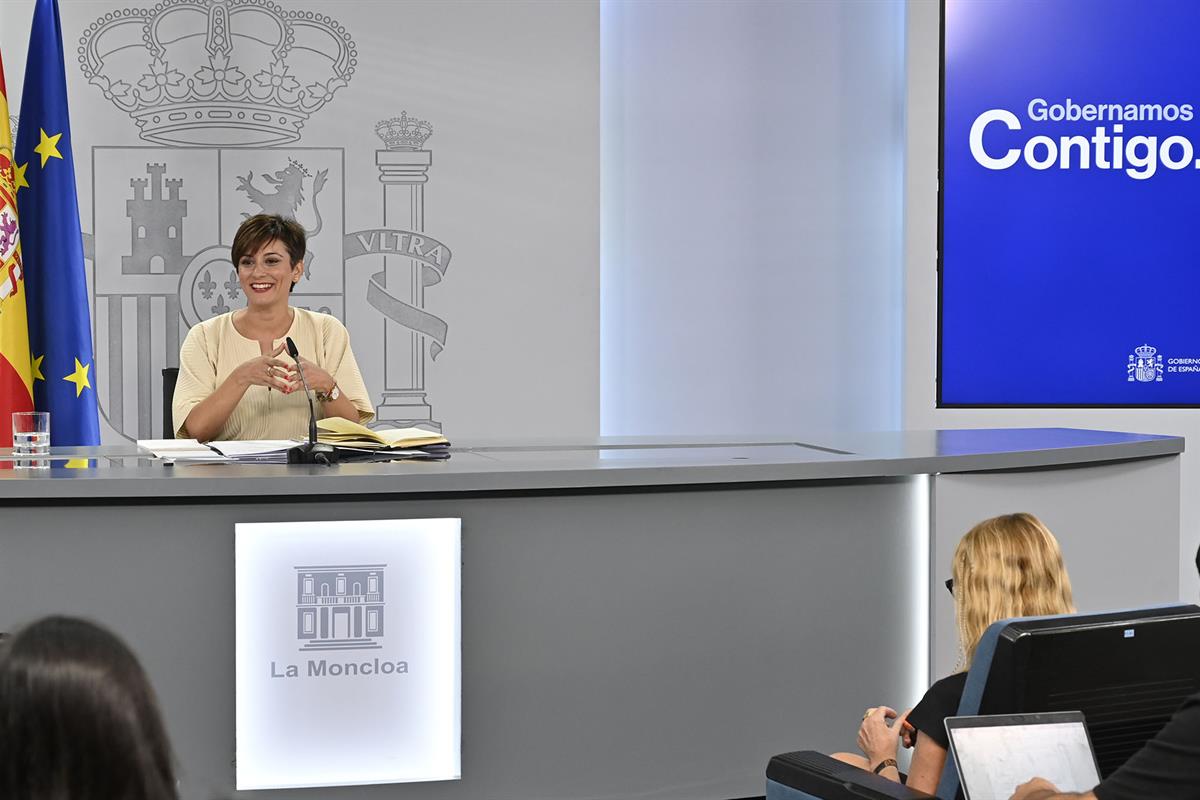 Isabel Rodríguez durante la rueda de prensa posterior al Consejo de Ministros