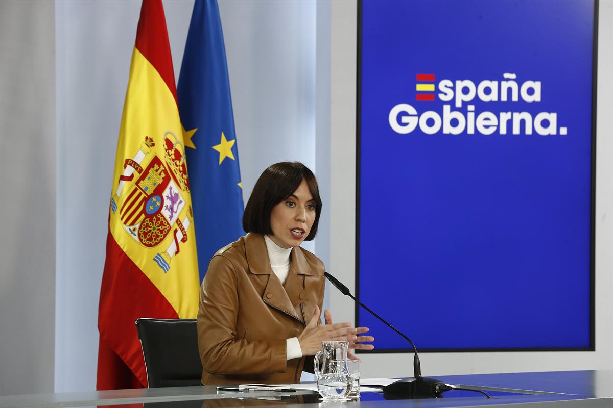 La ministra de Ciencia, Innovación y Universidades, Diana Morant, durante la rueda de prensa posterior al Consejo de Ministros.