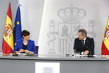 30/10/2023. Rueda de prensa tras el Consejo de Ministros: Isabel Rodríguez y José Manuel Miñones. La ministra de Política Territorial y port...