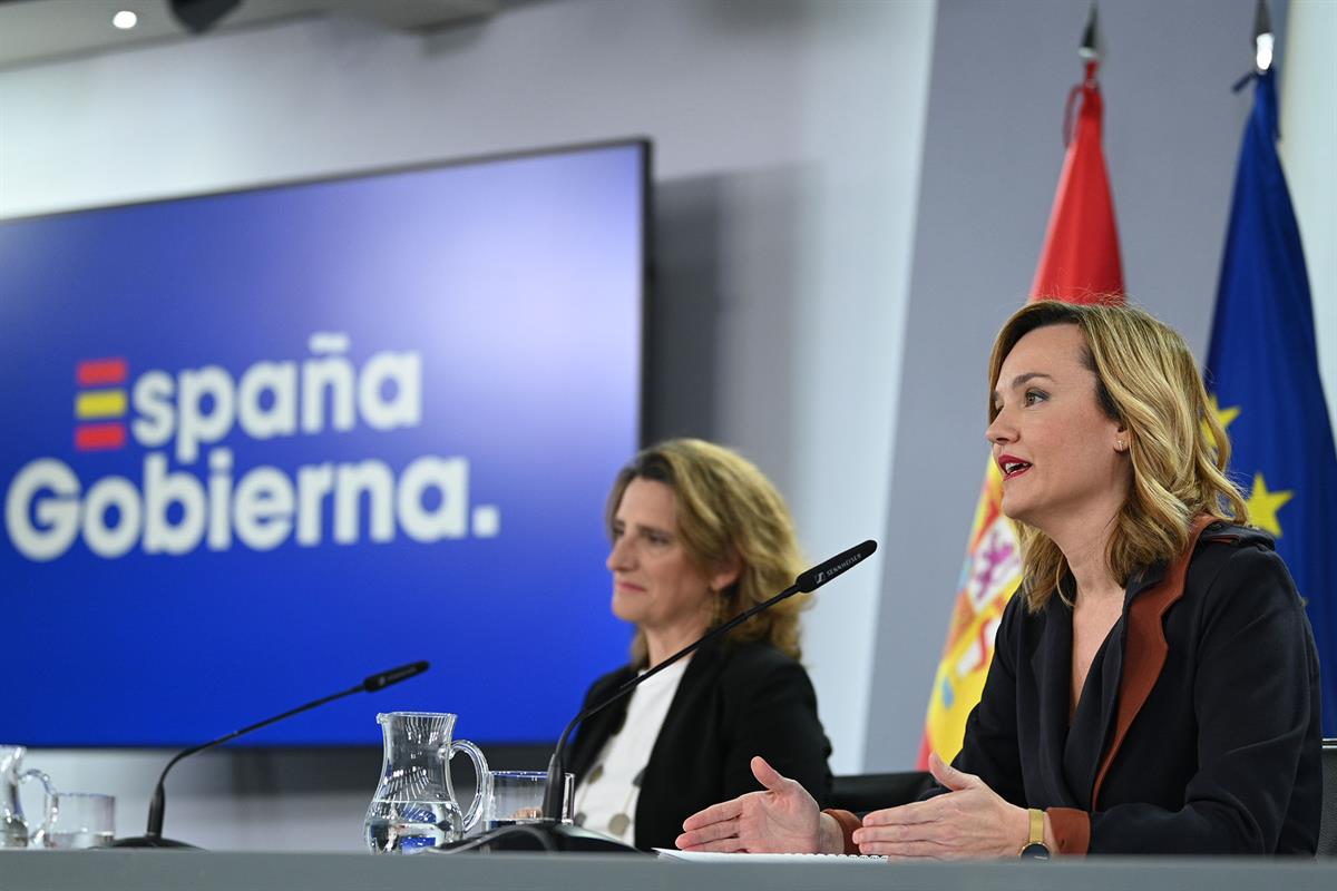 5/03/2024. Rueda de prensa tras el Consejo de Ministros: Pilar Alegría y Teresa Ribera. La vicepresidenta tercera y ministra para la Transic...