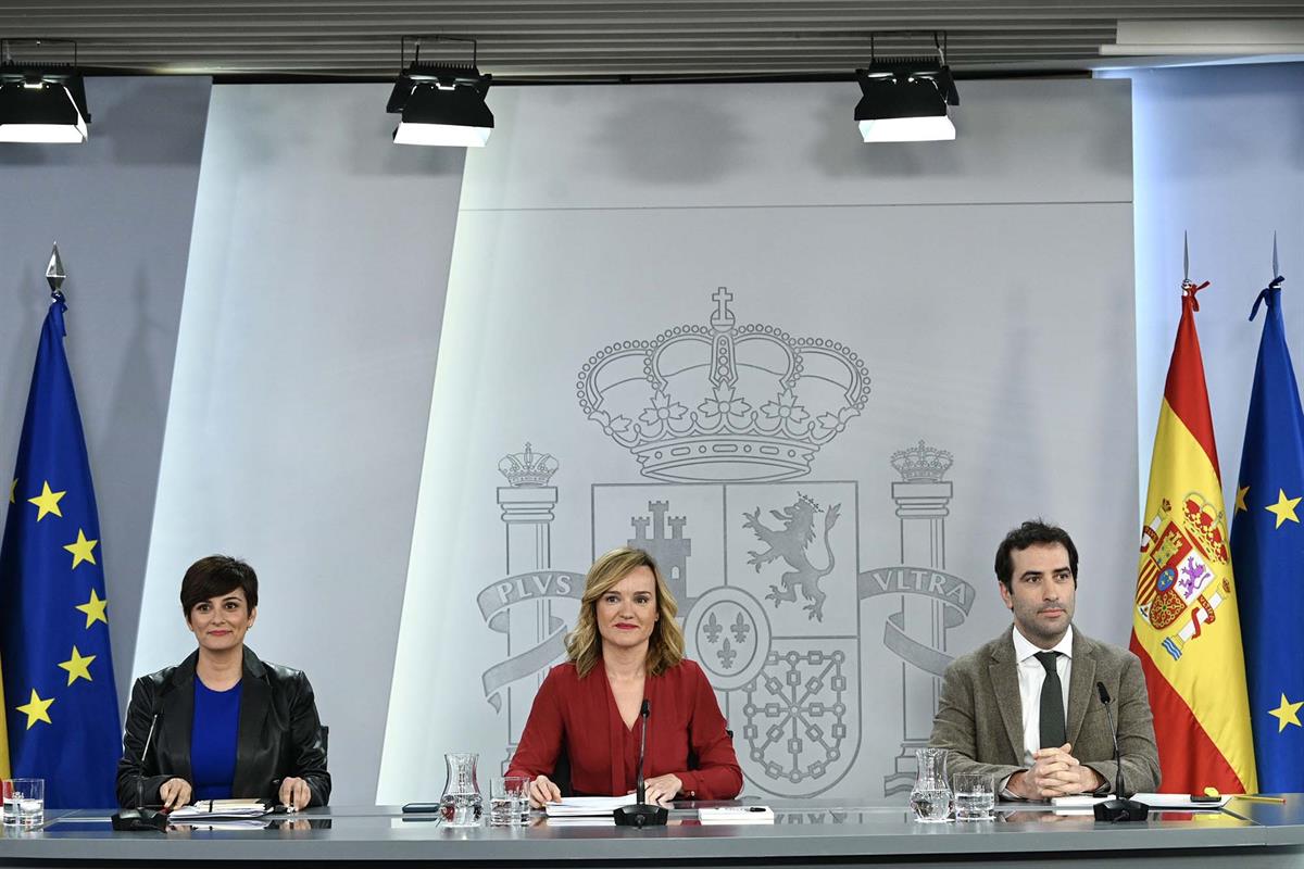 19/03/2024. Rueda de prensa tras el Consejo de Ministros: Pilar Alegría, Isabel Rodríguez y Carlos Cuerpo. La ministra de Educación, Formaci...