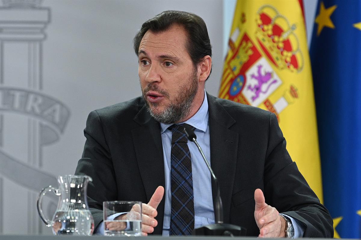 Óscar Puente durante la rueda de prensa posterior al Consejo de Ministros