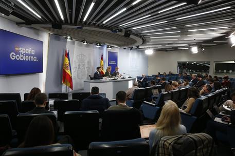 23/01/2024. Rueda de prensa tras el Consejo de Ministros: Pablo Bustinduy, Pilar Alegría y Felix Bolaños. El ministro de Derechos Sociales, ...