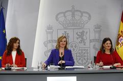 Mónica García, Pilar Alegría y Sira Riego durante la rueda de prensa posterior al Consejo de Ministros