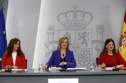 30/01/2024. Press conference after the Council of Ministers. The Minister for Health, Mónica García, the Minister for Education, Vocational ...