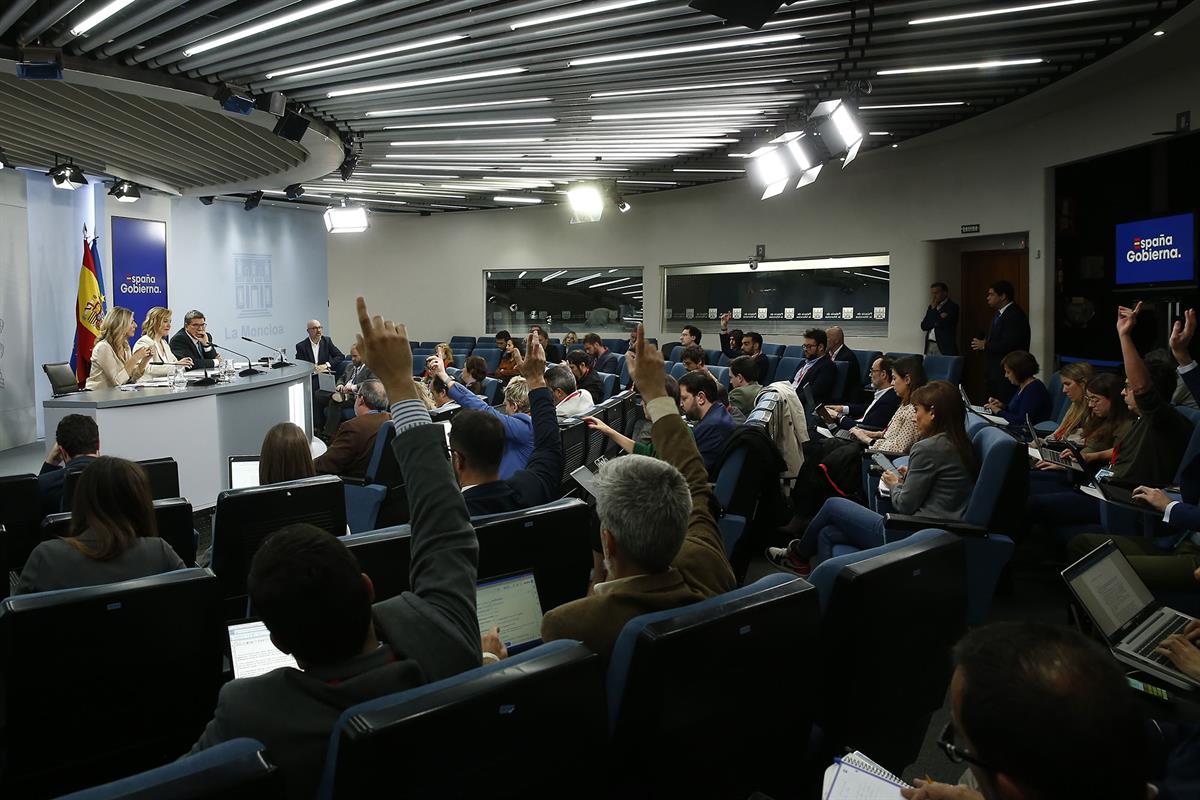 30/04/2024. Press conference after the Council of Ministers. The ministers for Work and Social Economy, Yolanda Díaz, for Education, Vocatio...