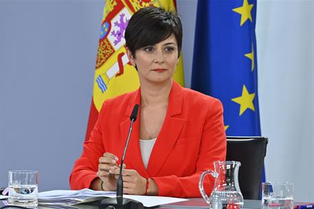 1/07/2025. Rueda de prensa tras el Consejo de Ministros: Isabel Rodríguez, Pilar Alegría y Pablo Bustinduy. La ministra de Vivienda y Agenda...