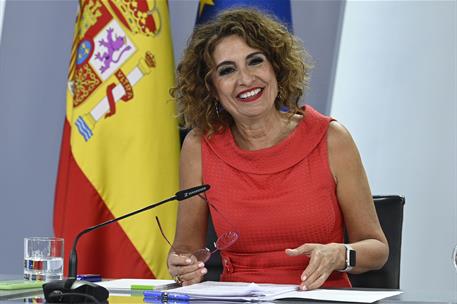 2/09/2025. Rueda de prensa tras el Consejo de Ministros: María Jesús Montero, Pilar Alegría y Sara Aagesen. La vicepresidenta primera y mini...