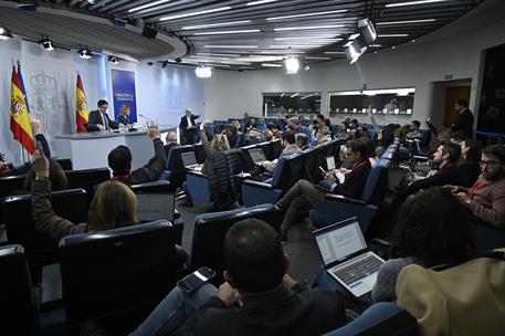 2/12/2025. Rueda de prensa tras el Consejo de Ministros: Óscar López y Pilar Alegría. El ministro para la Transformación Digital y de la Fun...