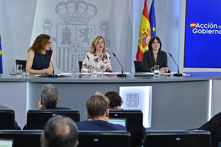 Mónica García, Pilar Alegría y Diana Morant
