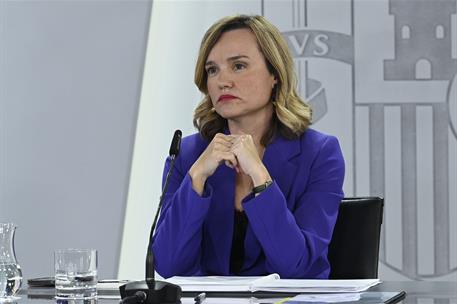 4/11/2025. Rueda de prensa tras el Consejo de Ministros: Pilar Alegría. La ministra de Educación y Formación Profesional y Deportes, y porta...