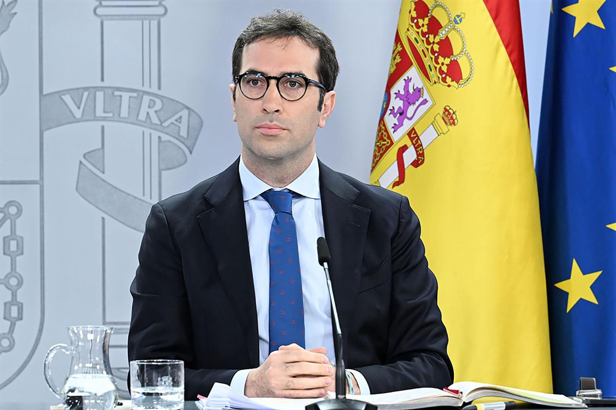 El ministro de Economía, Comercio y Empresa, Carlos Cuerpo, en la rueda de prensa del Consejo de Ministros