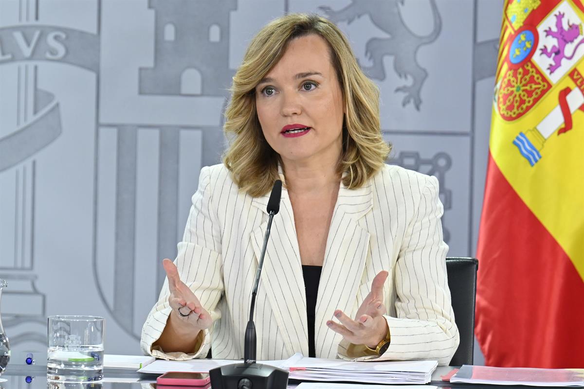 La ministra de Educación, Formación Profesional y Deportes y portavoz del Gobierno, Pilar Alegría, durante la rueda de prensa