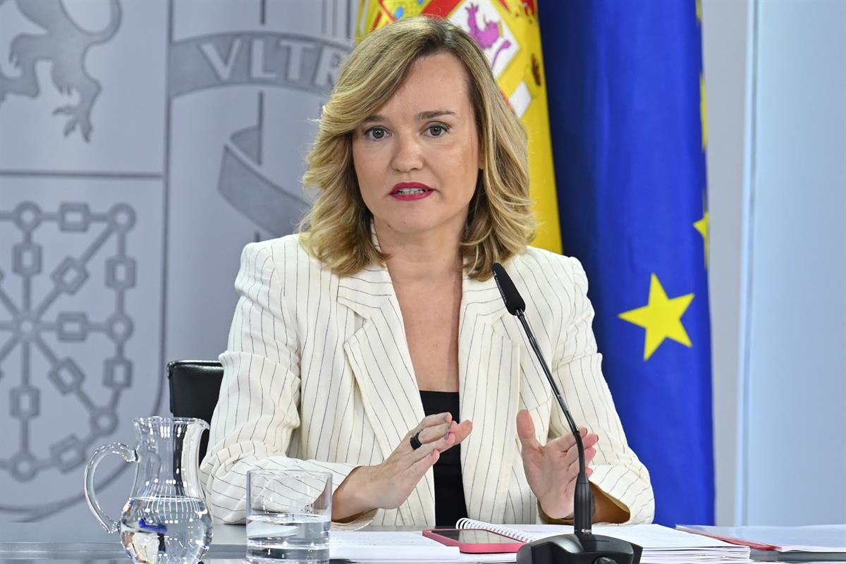 La ministra de Educación, Formación Profesional y Deportes y portavoz del Gobierno, Pilar Alegría, durante la rueda de prensa