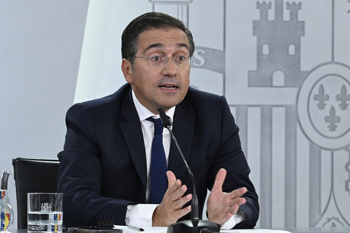 9/09/2025. Rueda de prensa tras el Consejo de Ministros: José Manuel Albares, Pilar Alegría y Mónica García. El ministro de Asuntos Exterior...