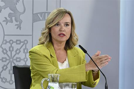 9/09/2025. Rueda de prensa tras el Consejo de Ministros: José Manuel Albares, Pilar Alegría y Mónica García. La ministra de Educación y Form...