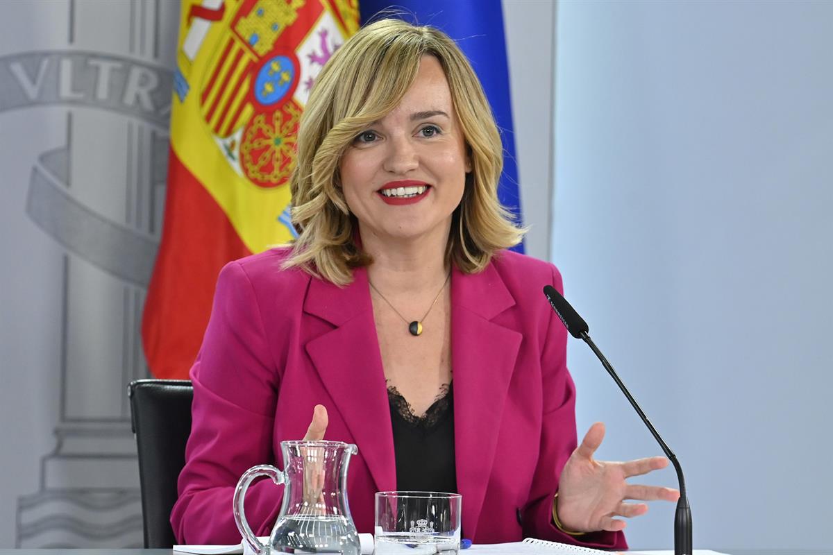 La ministra de Educación, Formación Profesional y Deportes y portavoz del Gobierno, Pilar Alegría, interviene en la rueda de pre