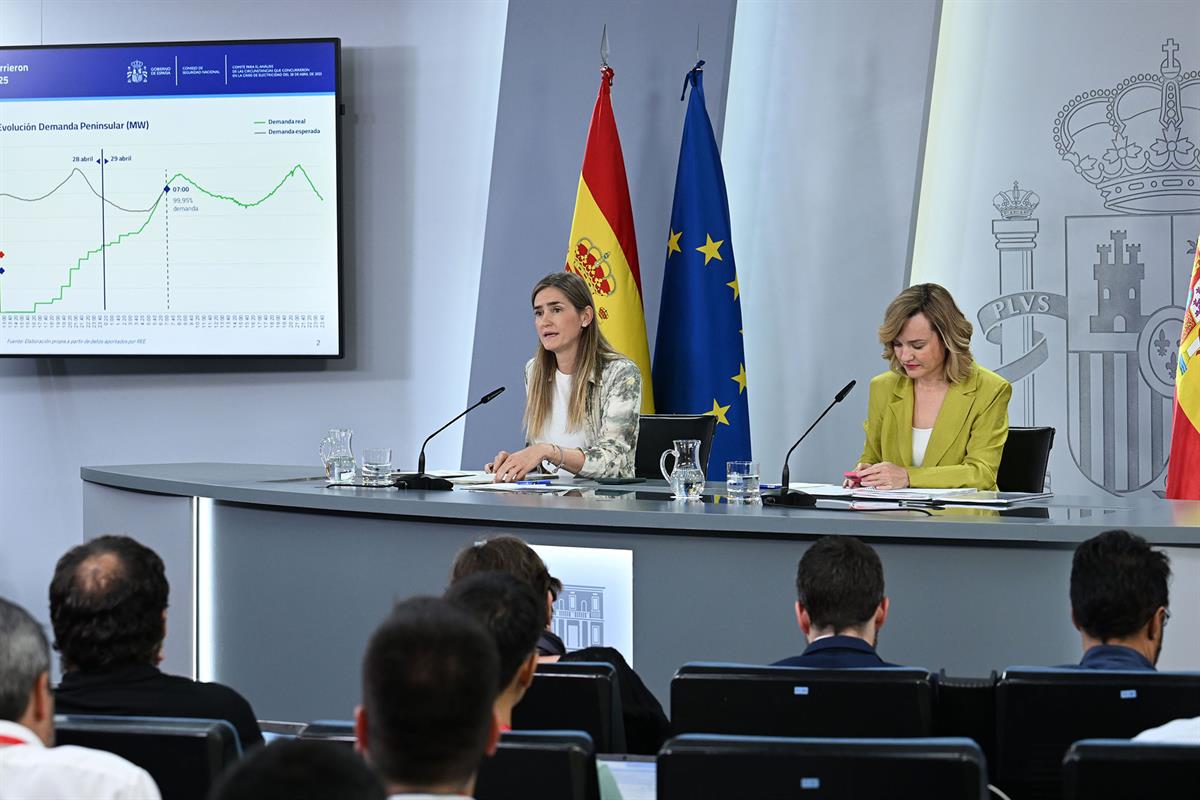 La vicepresidenta Sara Aagesen y la ministra Pilar Alegría, en la rueda de prensa tras el Consejo de Ministros