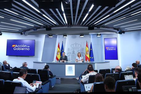 26/08/2025. Rueda de prensa tras el Consejo de Ministros: Fernando Grande-Marlaska y Pilar Alegría. El ministro del Interior, Fernando Grand...