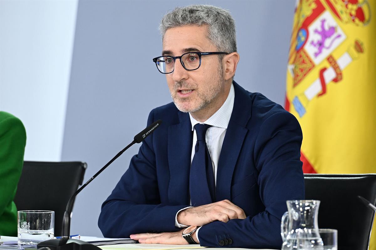 El ministro de Hacienda, Arcadi Espa&ntilde;a, en la rueda de prensa posterior al Consejo de Ministros