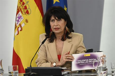 3/03/2026. Rueda de prensa tras el Consejo de Ministros: Ana Redondo, Yolanda Díaz, Elma Saiz y José Manuel Albares. La ministra de Igualdad...
