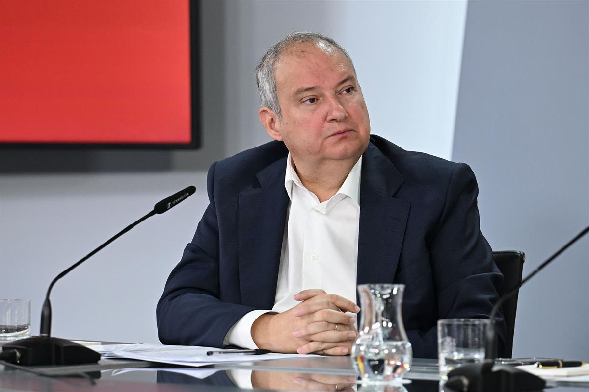 El ministro de Industria y Turismo, Jordi Hereu, durante la rueda de prensa posterior al Consejo de Ministros 