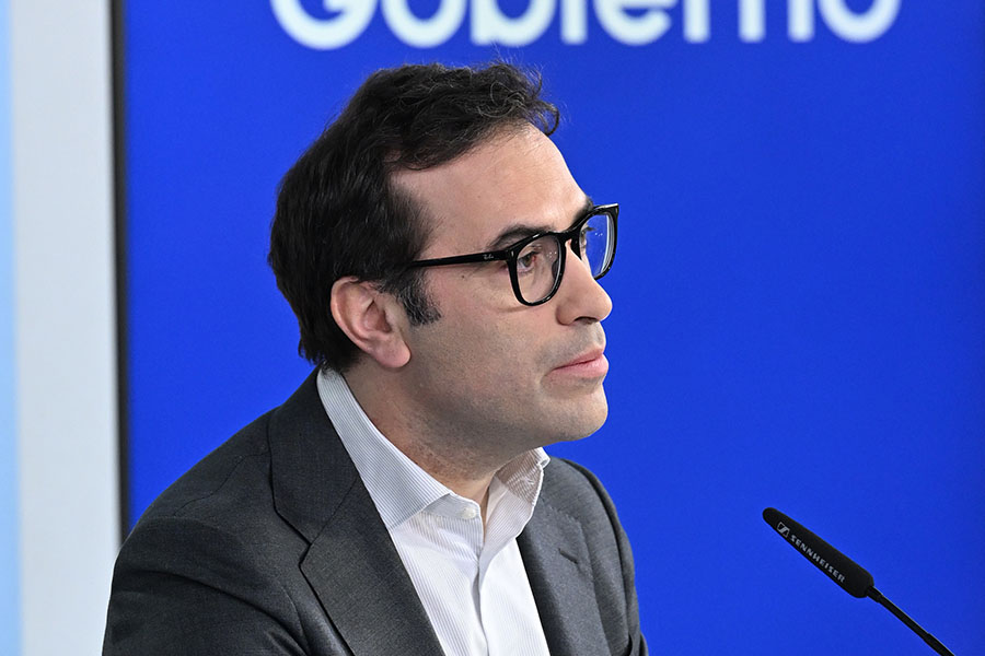 24/03/2026. Rueda de prensa tras el Consejo de Ministros: Carlos Cuerpo. El ministro de Economía, Comercio y Empresa, Carlos Cuerpo, durante...