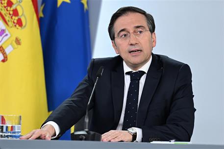 24/03/2026. Rueda de prensa tras el Consejo de Ministros: José Manuel Albares, Elma Saiz y Carlos Cuerpo. El ministro de Asuntos Exteriores,...