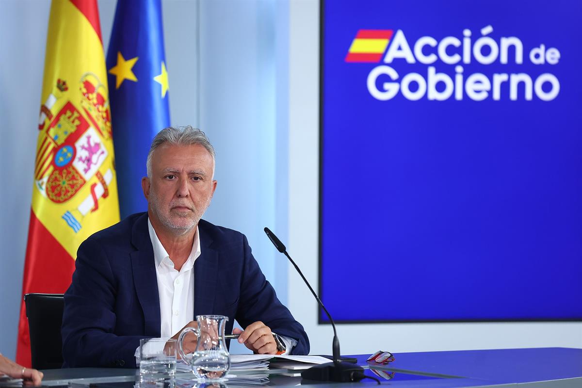 l ministro &Aacute;ngel V&iacute;ctor Torres, durante su intervenci&oacute;n en la rueda de prensa posterior al Consejo de Ministros