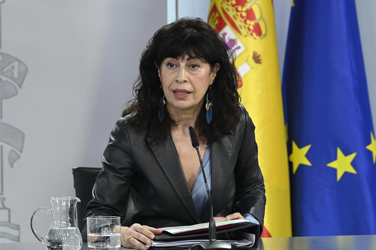 27/01/2026. Rueda de prensa tras el Consejo de Ministros: Ana Redondo. La ministra de Igualdad, Ana Redondo, durante la rueda de prensa tras...