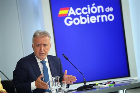 29/09/2026. Rueda de prensa tras el Consejo de Ministros. El ministro de Política Territorial y Memoria Democrática, Ángel Víctor Torres, du...