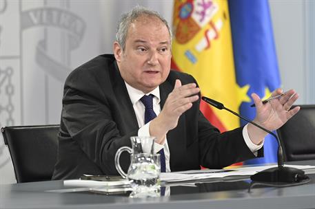 31/03/2026. Rueda de prensa tras el Consejo de Ministros. El ministro de Industria y Turismo, Jordi Hereu, durante la rueda de prensa poster...