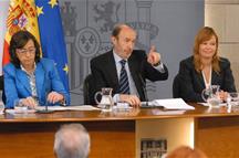 Alfredo Pérez Rubalcaba, Rosa Aguilar y Leire Pajín