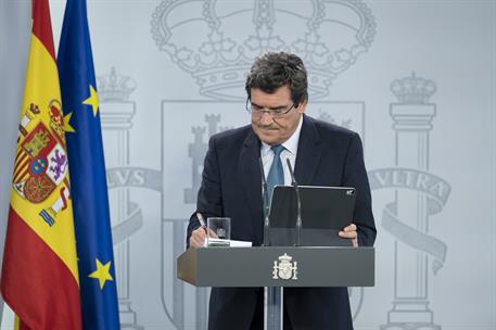 5/05/2020. Rueda de prensa del ministro de Inclusión, Seguridad Social y Migraciones, José Luis Escrivá. Intervención en rueda de prensa del...