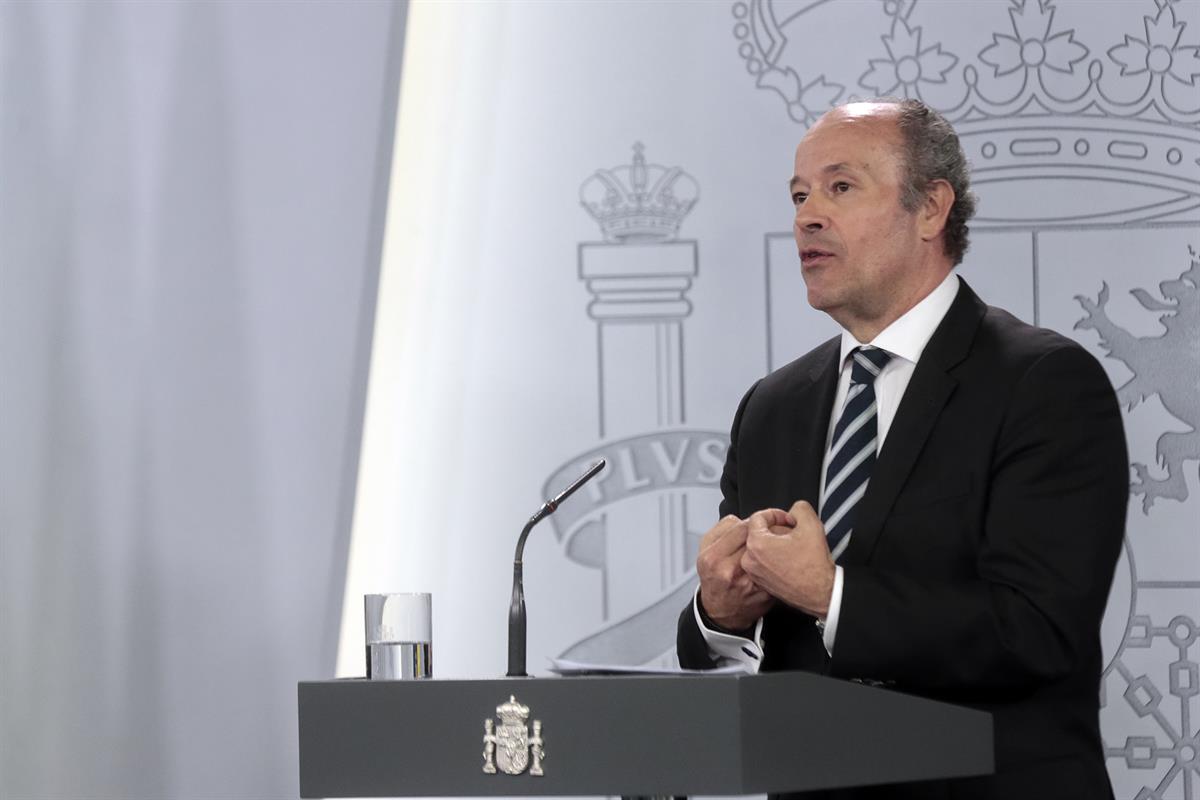 6/04/2020. Rueda de prensa de los ministros del Interior y de Justicia. El ministro de Justicia, Juan Carlos Campo, durante su comparecencia.