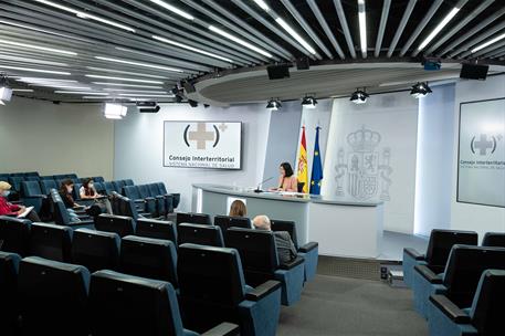 7/07/2021. Reunión del Consejo Interterritorial del Sistema Nacional de Salud. La ministra de Sanidad, Carolina Darias, al comienzo de la re...