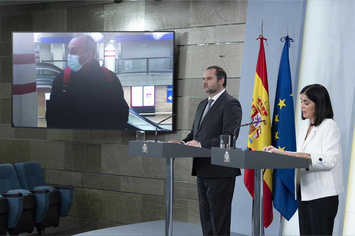 13/04/2020. Rueda de prensa telemática de los ministros Ábalos y Darias. Los ministros de Transportes, Movilidad y Agenda Urbana, José Luis ...