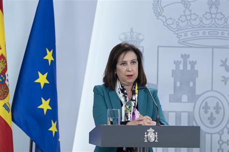 30/03/2020. Rueda de prensa de los ministros de Defensa y de Transportes, Movilidad y Agenda Urbana. La ministra de Defensa, Margarita Roble...