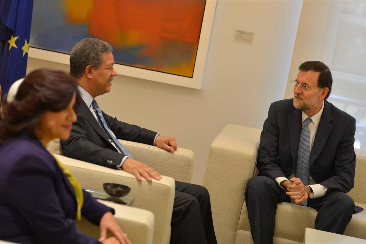 3/07/2012. Rajoy recibe al presidente de la República Dominicana. El presidente del Gobierno, Mariano Rajoy, ha recibido en La Moncloa al pr...