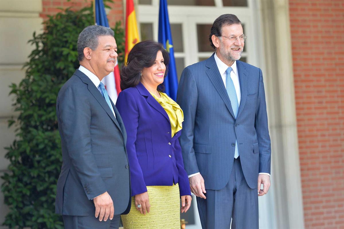 3/07/2012. Encuentro con el Presidente de la República Dominicana. El Presidente de Gobierno recibió a Leonel Fernández y su esposa en La Moncloa. 3/07/2012. Encuentro con el Presidente de la República Dominicana. El Presidente de Gobierno recibió a Leonel Fernández y su esposa en La Moncloa.