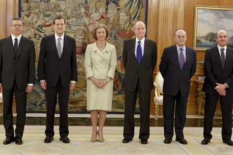11/06/2012. Rajoy asiste a la promesa del nuevo gobernador del Banco de España. El presidente del Gobierno ha asistido en el Palacio de la Z...