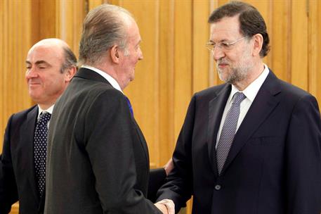 11/06/2012. Rajoy asiste a la promesa del nuevo gobernador del Banco de España. El presidente del Gobierno ha asistido en el Palacio de la Z...