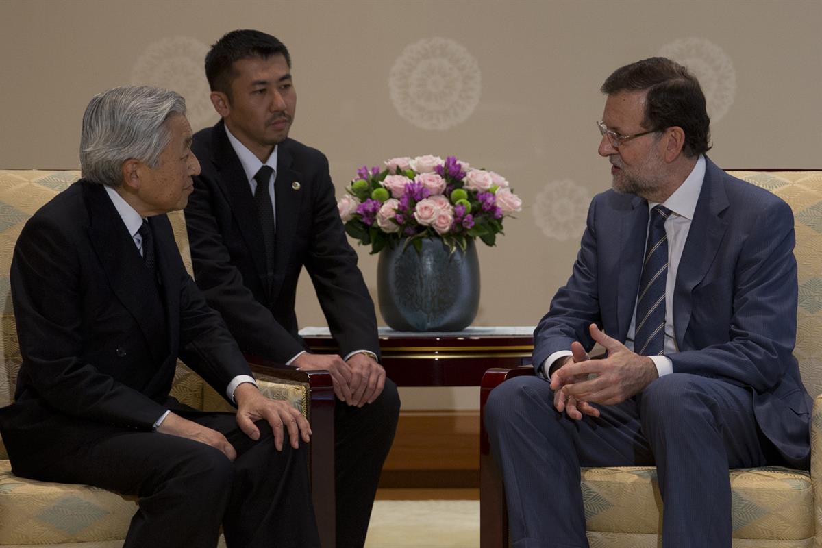 2/10/2013. Viaje del presidente del Gobierno a Japón. El presidente del Gobierno, Mariano Rajoy, es recibido en audiencia por el emperador d...